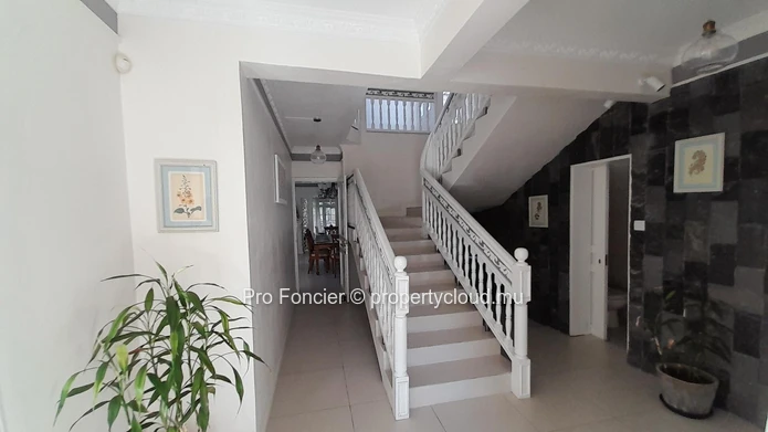 Maison à vendre à Curepipe - Impeccable et meublée (Mandat exclusif)
