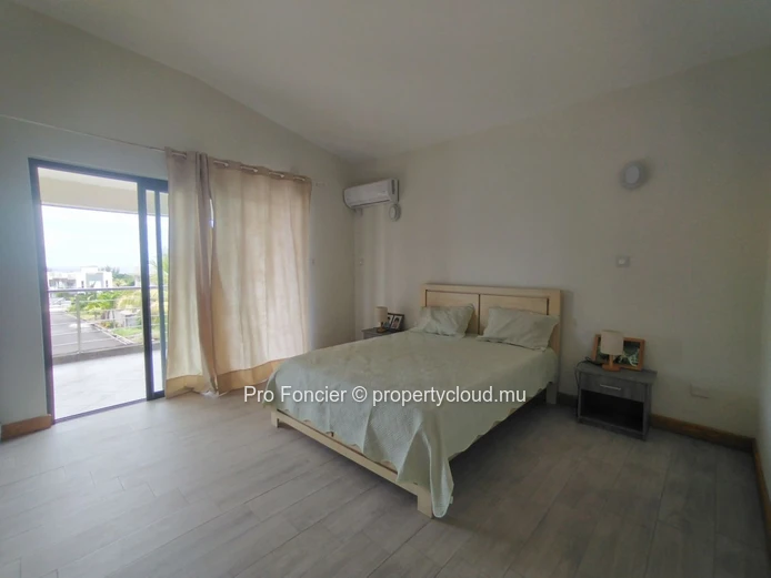 House for Sale in Bel Ombre – Beautiful fully furnished two-storey house in a peaceful setting