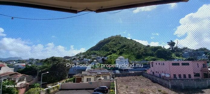 Appartement à louer à Quatre-Bornes - Bon investissement locatif.