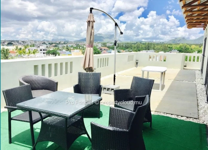 Penthouse for sale in Flic-En-Flac - Exceptional Seafront Penthouse 