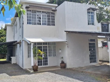 Maison de 5 Chambres
