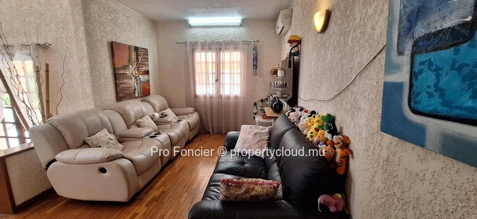 Maison à vendre à Roches-Brunes - ‘Belle et confortable’