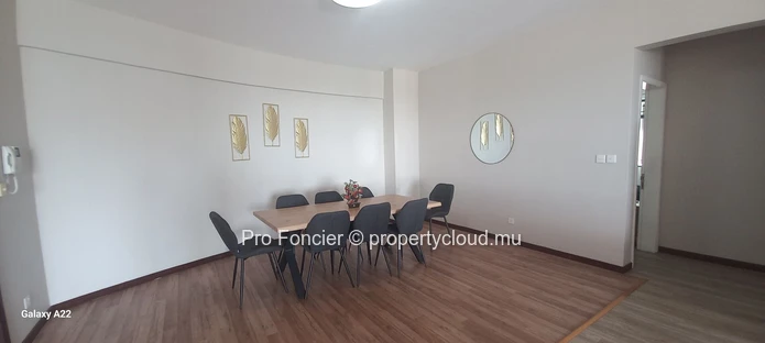 Appartement à Vendre à Rose-Hill – Spacieux, lumineux et idéalement situé