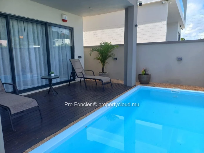 Maison à louer à Quatre-Bornes - Design épuré pour un confort maximal