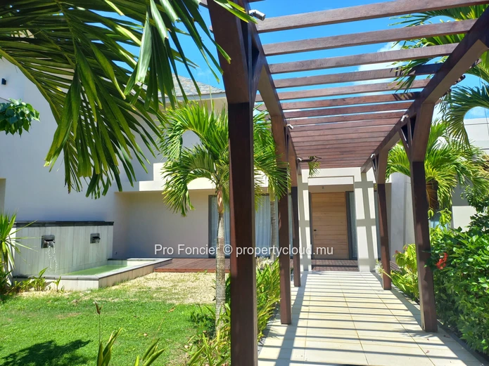 Villa at Anahita - A Dream !