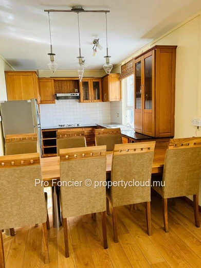 House in Quatre Bornes - Quality Living!