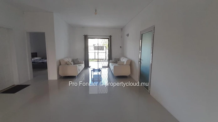 House for rent in Albion - Large, bright house ideal for a large family.