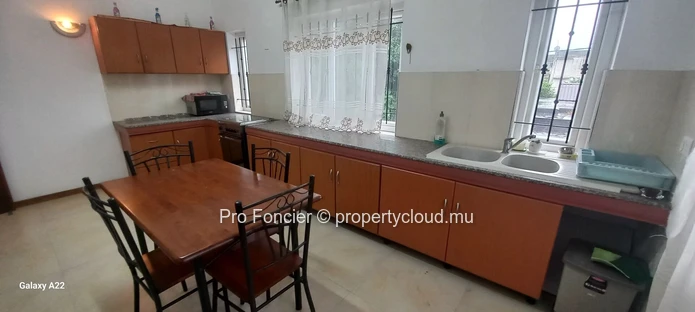 Apartment for rent in Quatre-Bornes - Spacious and bright apartment available for short- or medium-term rental, ideal...