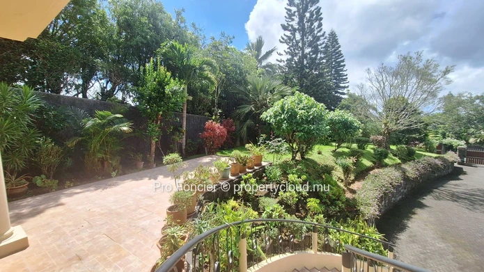  House for sale in Floréal – Contemporary Elegance with Colonial Charm