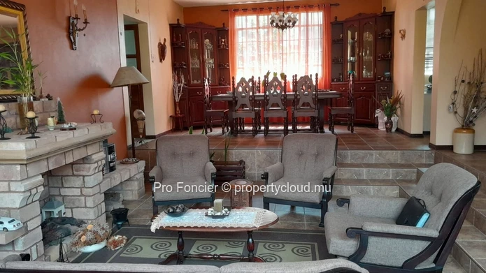 House for sale in Curepipe - Good environment !!