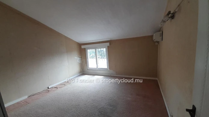 House for sale in Pointe Aux Canonniers - Spacious Family house with mountain views