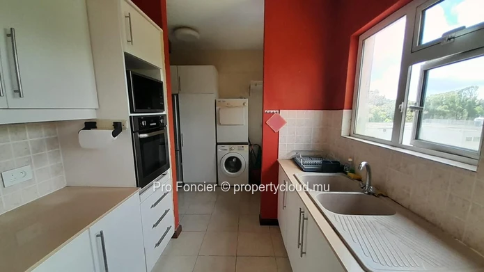 Appartement à vendre à Floréal - Spacieux à proximité d'un centre commercial
