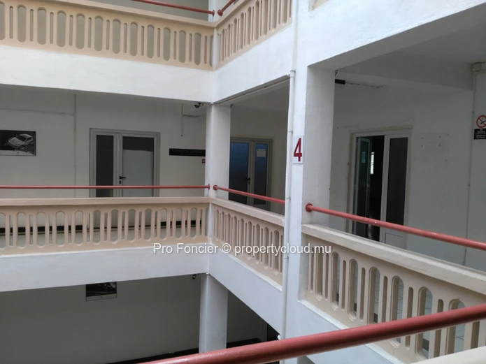 Office in the center of Port Louis - Well situated 