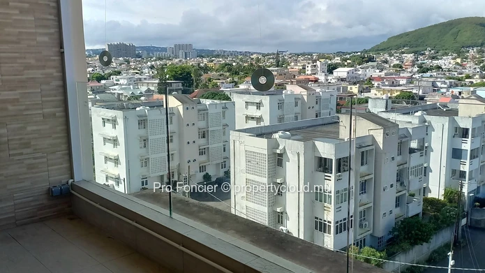 Appartement à louer à Quatre-Bornes - Moderne très confortable