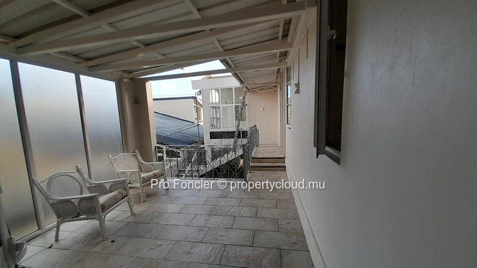 Maison à vendre à Curepipe - Impeccable et meublée (Mandat exclusif)
