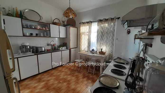 House for sale in Forest-Side- Single-Storey character house on a large 1397m2 plot.
