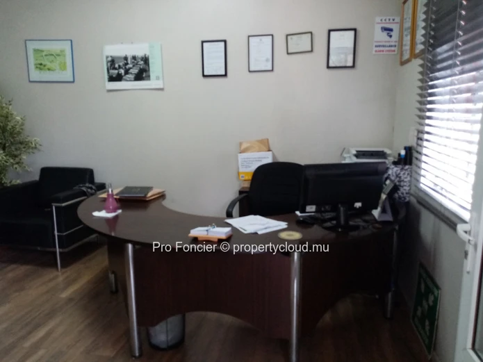 Bureau à louer proche de tout