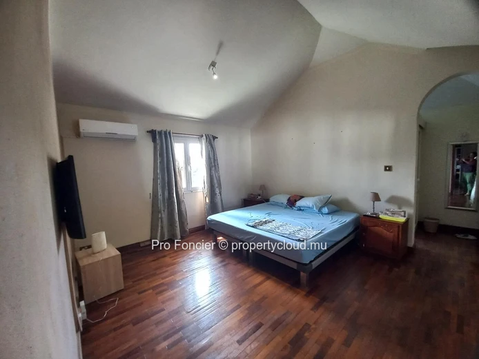 Maison à vendre à Quatre-Bornes - Des possibilités infinies