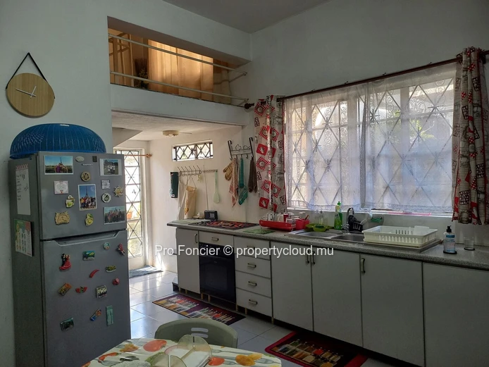 2 Maisons à vendre dans un quartier prisé !