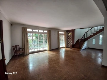 Maison de 4 Chambres