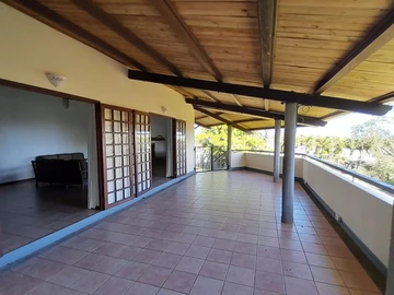 Maison de 6 Chambres