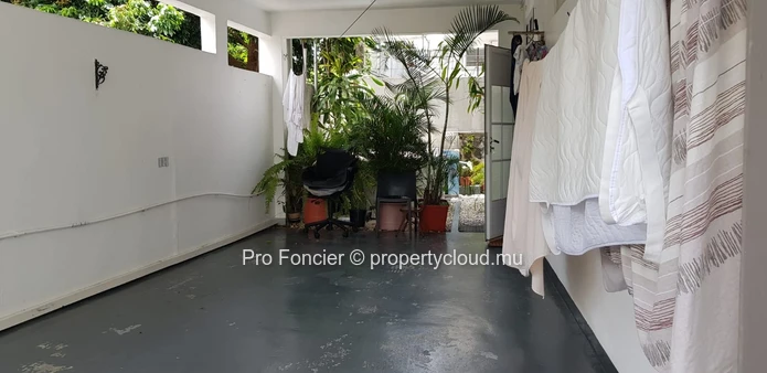 House for sale in Quatre-Bornes - Two-storey house with rental income opportunity