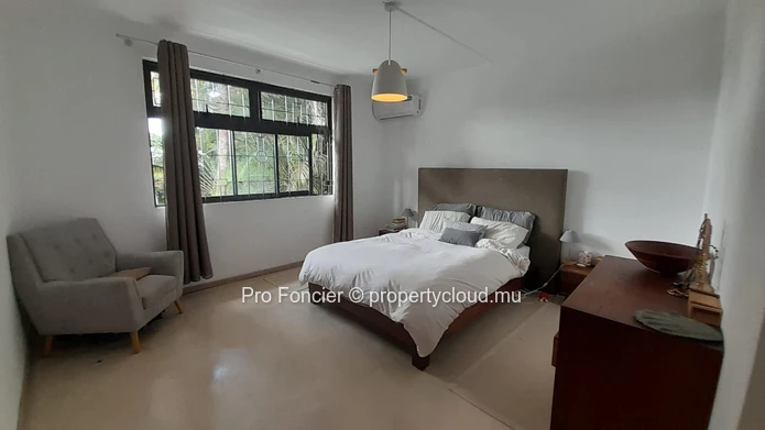 House for sale in Quatre-Bornes - Spacious Family Property Combining Comfort and Practicality
