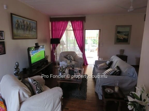 Villa at Baie du Tombeau - Situated in a nice area