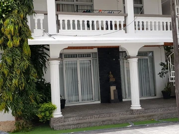 Maison de 6 Chambres