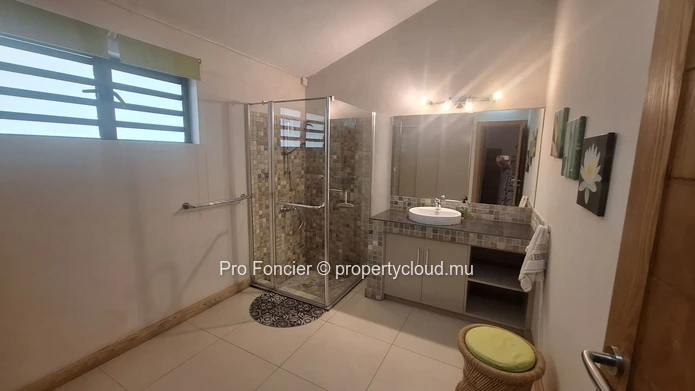 House for sale in Floréal - Exceptional Home with Mountain Views
