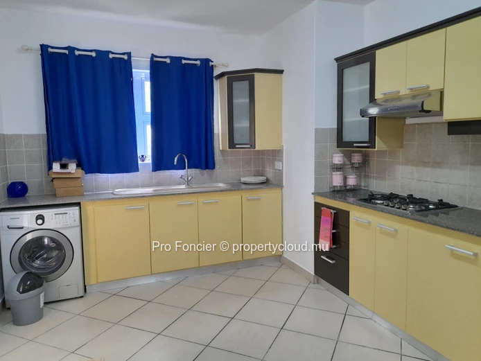 Appartement à vendre à Quatre-Bornes - Bon appartement