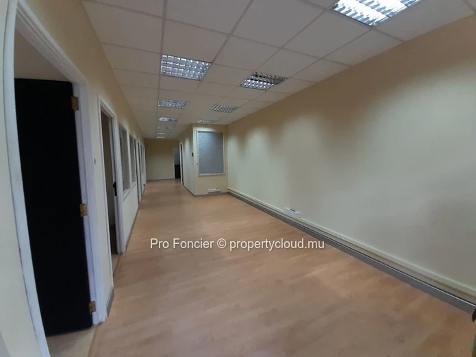Bureaux à vendre à Port-Louis - Très proche du centre