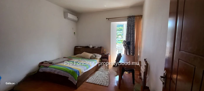 Appartement à louer à Quatre-Bornes - Bon investissement locatif.