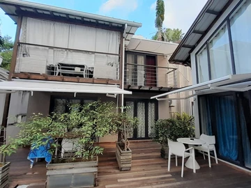 Appartement de 7 Chambres