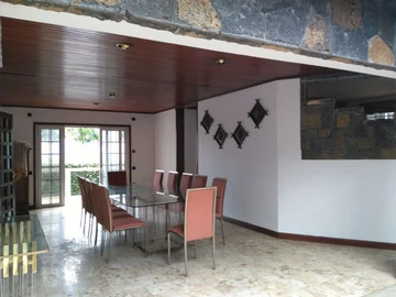 Maison de 4 Chambres