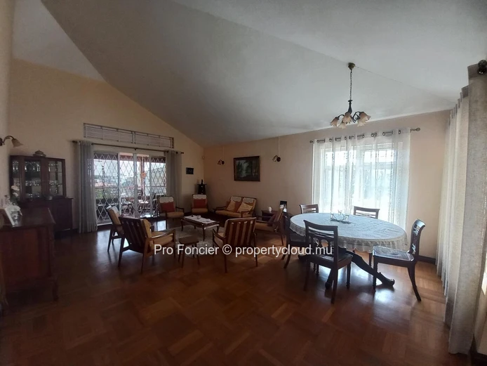 Appartement à vendre à Vacoas-Phoenix - Superbe appartement aux finitions Haut de Gamme !