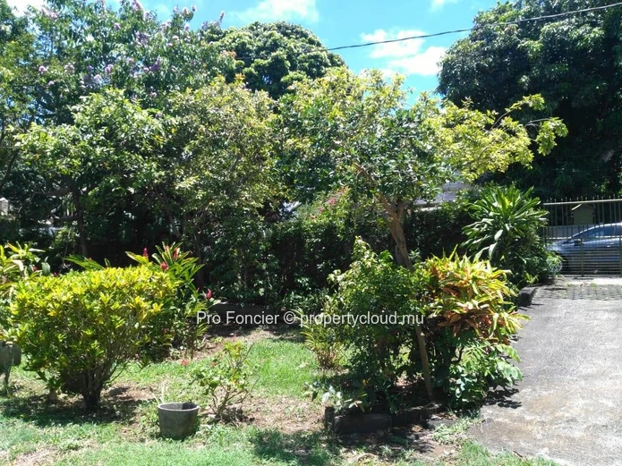 House for sale in Beau-Bassin - To renovate