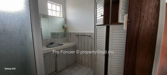 House for sale in Roches - Brunes - Large Family Home ideal for Two Families