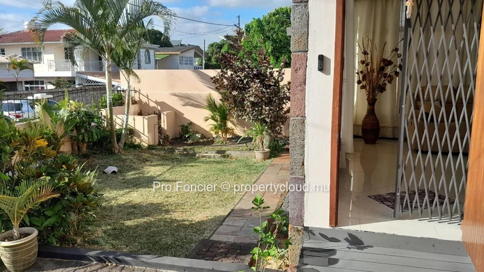House for rent in Quatre-bornes –  Fresly renovated